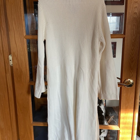 Cream. colored long sweater with button top. - Picture 4 of 4